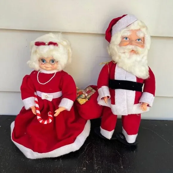VTG Handmade Santa Mrs Claus Dish Soap Bottle Dolls Christmas Decor Pair