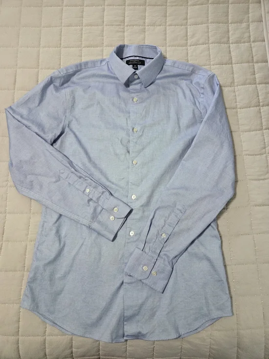 Banana Republic Pale Blue Men's Button-Down Dress Shirt