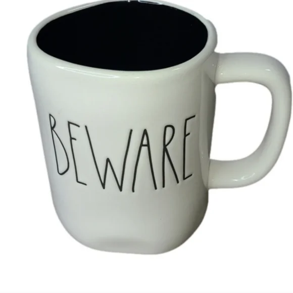 NEW Rae Dunn Artissn Collection Mug - 