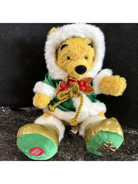 Vtg Disney Winnie The Pooh 2005 Christmas Bean Bag Plush Holiday Outfit 10