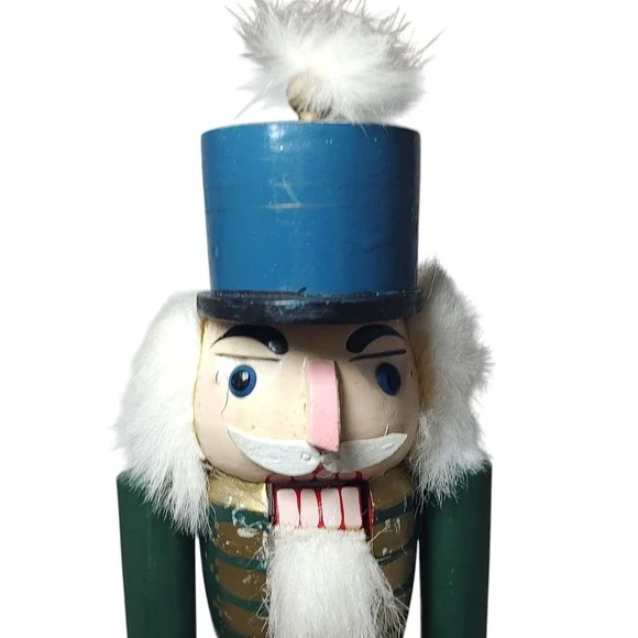 Traditional Soldier‎ Nutcracker Green  Red Black Fur Hair and Beard Fifteen Inch