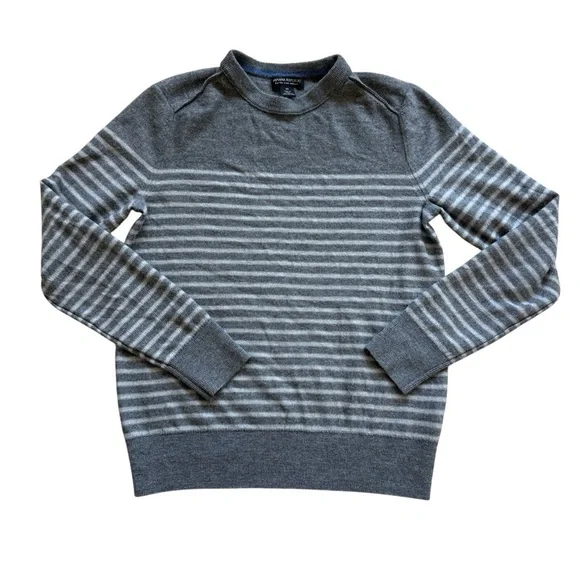 Banana Republic 100% Merino Wool Sweater Gray Striped Crewneck Minimalist M