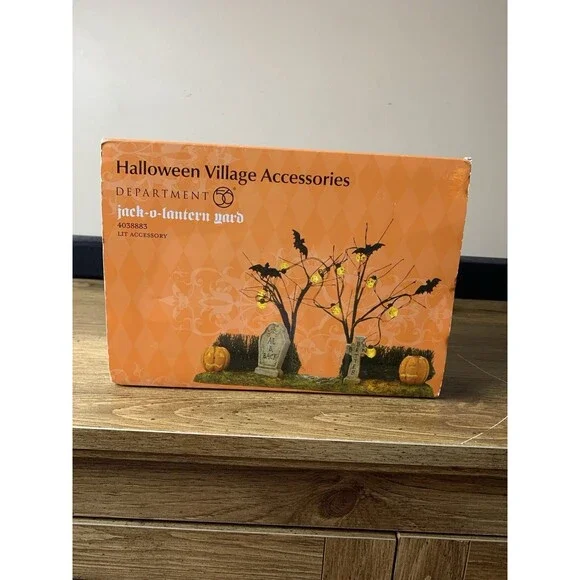Dept 56 Halloween Jack O Lantern Yard 4038883 Front Pumpkin Lights Tombstones