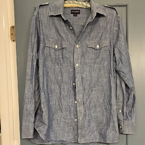 Banana Republic Blue Denim Shirt Mens Large Button Down Causal Dress Modern