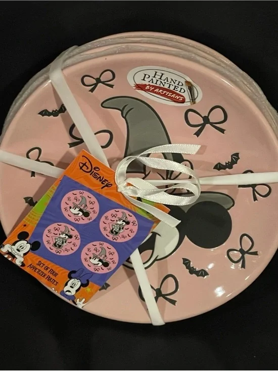 Halloween Disney Minnie Appetizer Plates, Set of 4