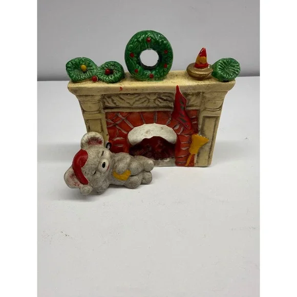 Vintage Ceramic Christmas Fireplace Mouse Figurine Holiday Decor Wreath Stocking