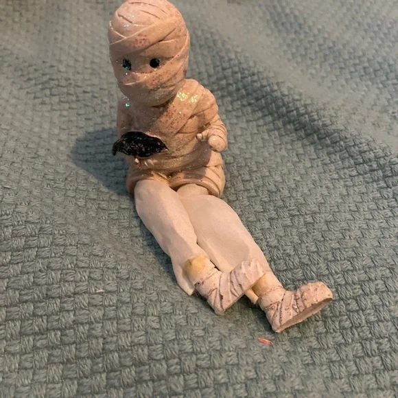 Halloween Mummy Dangler 7