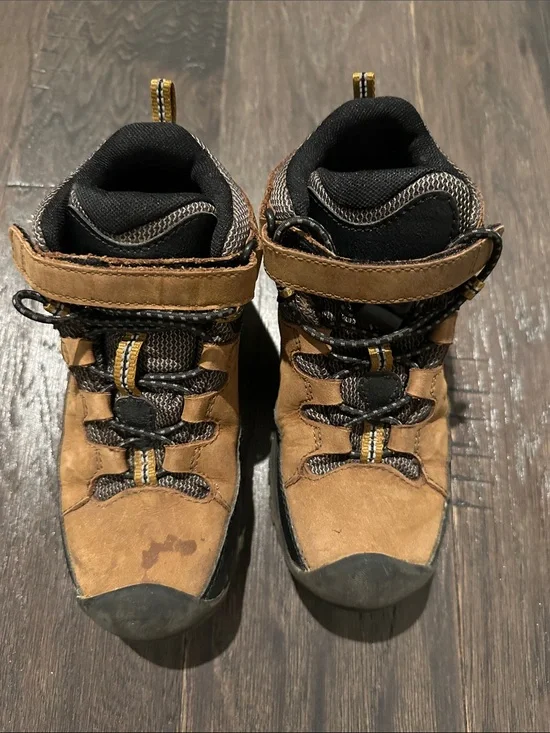 Keen Kids Brown and Black Outdoor Lace-Up Boots