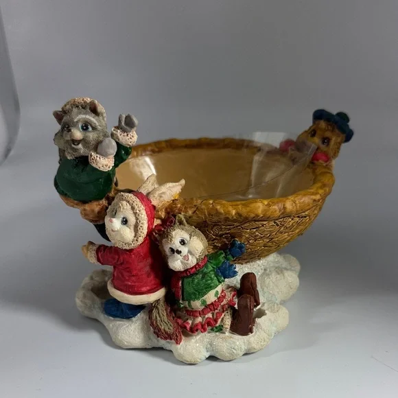 Vintage ?House of Lloyd’s? Not totally Nuts Holiday Nut/Candy Bowl