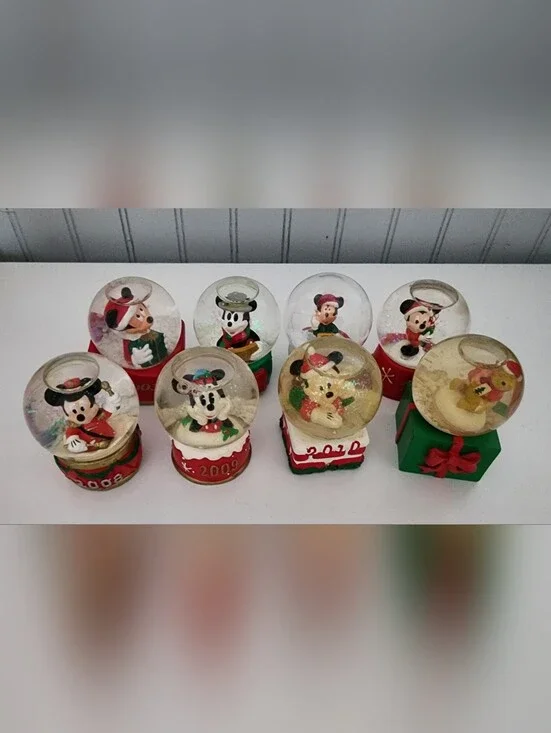 Mickey Mouse Holiday Snow Globe Collection