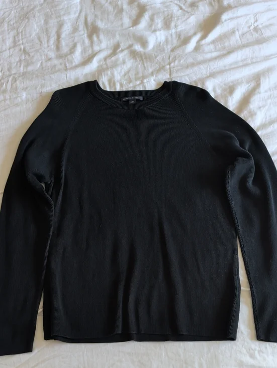 Banana Republic Men's Black Crewneck Sweater - Classic Knit