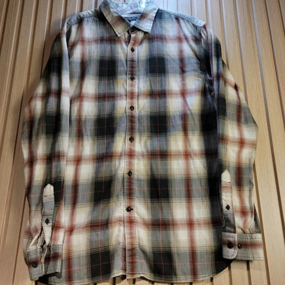 Banana Republic Tailored Slim Fit Plaid Button Down Shirt Mens L Rust Black