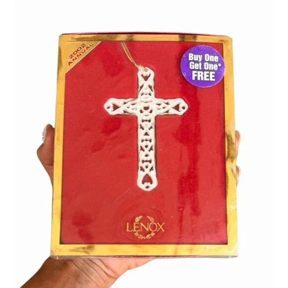 Vintage 2002 Lenox annual Pierced Porcelain Cross Christmas Ornament