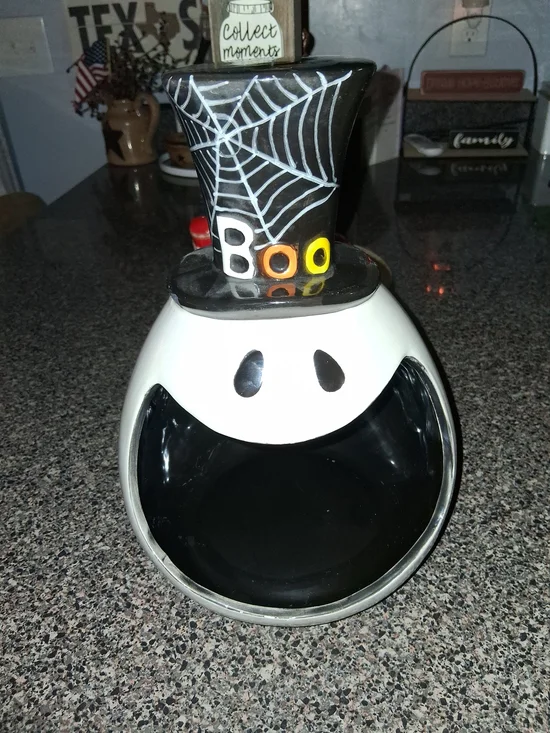 Ceramic Halloween Ghost Candy Holder with 'BOO' Top Hat
