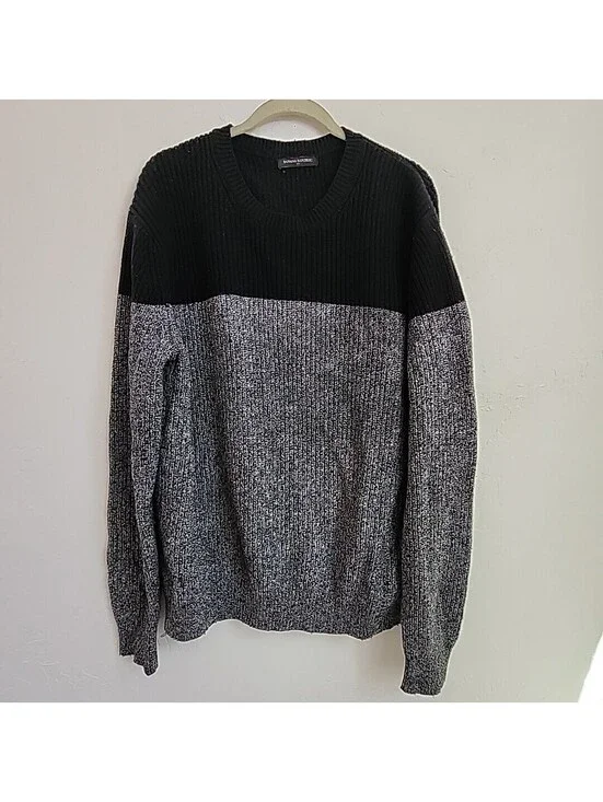 Banana Republic Sweater Size XL 60%cotton 30 % Nylon 10% Wool Black/grey