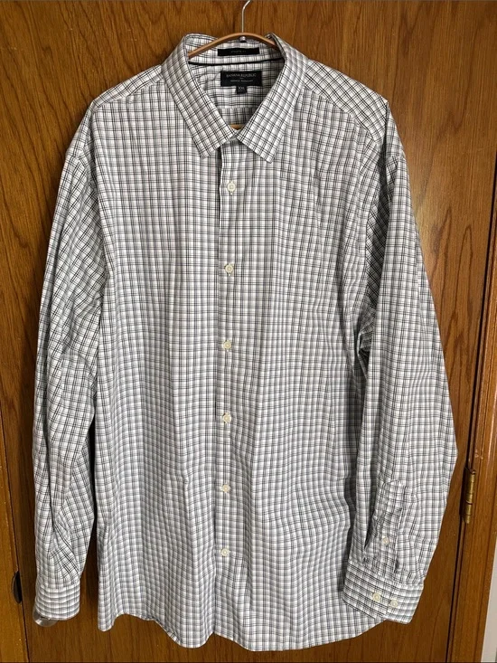 Banana Republic Men's Wrinkle-Resistant Dress Shirt - Green Check (Athletic Fit)