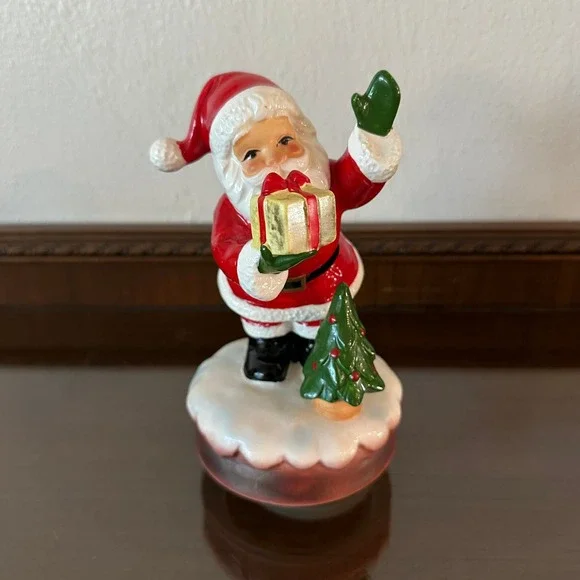 Vintage 1981 Santa Claus Ceramic Music Box Japan Christmas Figurine 6.5