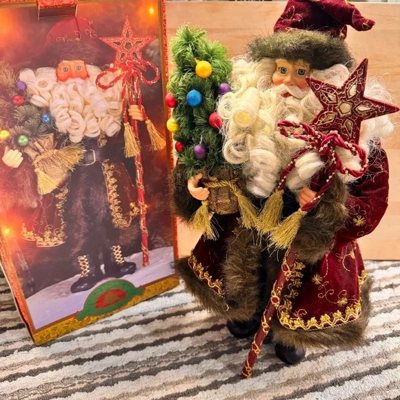 2000 Christmas Fantasy Santa Claus‎ Figurine with Tree and Star Wand Decorative
