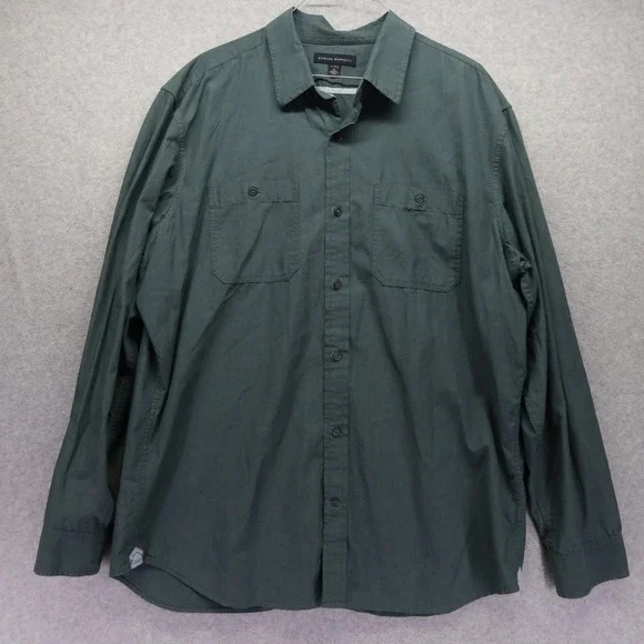 Banana Republic Shirt Mens XL 17-17.5 Casual‎ Pocket Button Up Green Long Sleeve