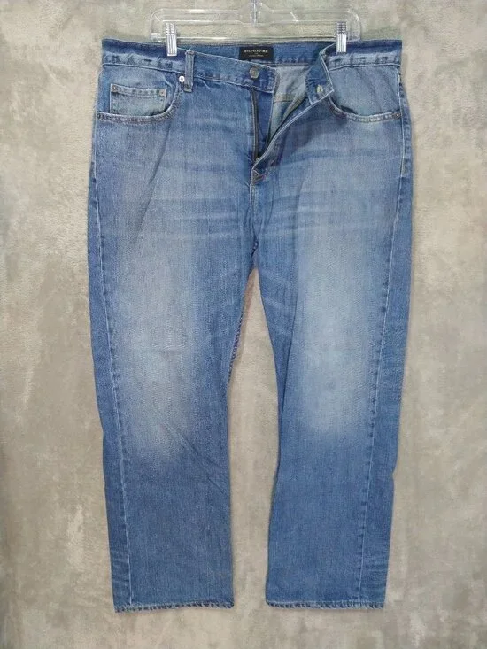Banana Republic Jeans Mens 38x30 Blue Denim Vintage Straight Distressed Mid Rise