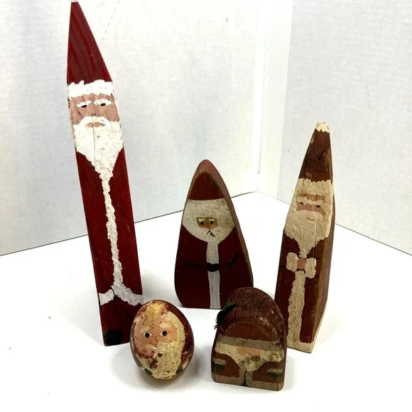 Lot of 5 Vtg Santa Claus Rustic Primitive Hobbyist Wood Hand‎ Painted Figurines