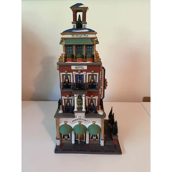 Department 56 Christmas in the City‎ Paramount Hotel Village House NO LIGHT STAR