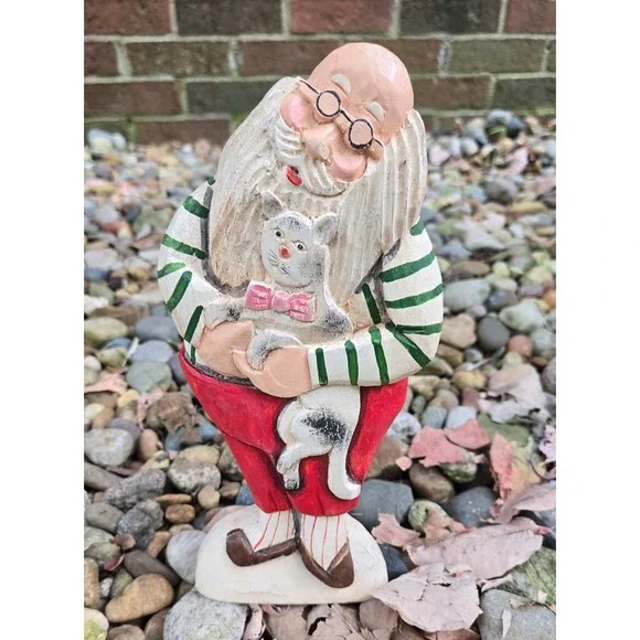 Vintage Whimsical Wood Santa Claus Figurine Holding Cat Made in‎ Philippines