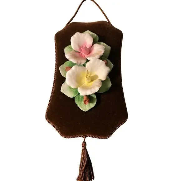 Vintage Mid Century‎ Italian Porcelain 3D Roses Velvet Plaque Capodimonte Bisque