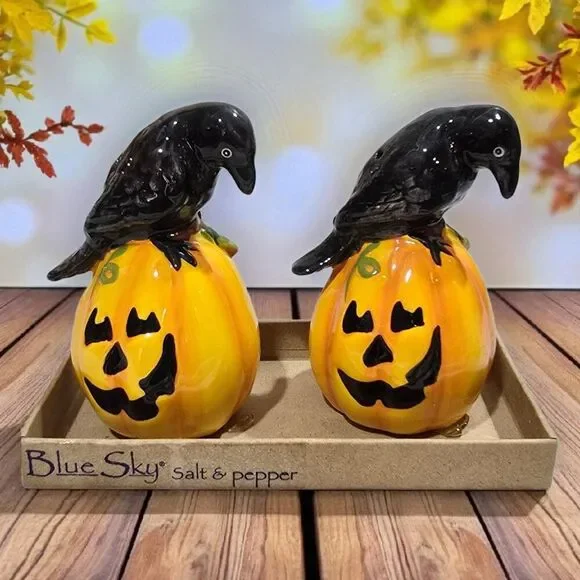 Blue Sky Clayworks‎ Pumpkin Black Crow Salt & Pepper Shakers Boxed