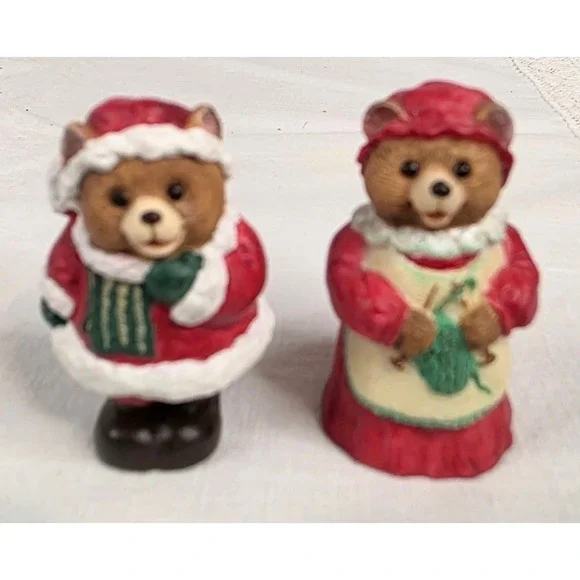 Hallmark Merry Miniatures Mr. and Mrs. Claus Bear Figurine 2-Piece Set Christmas
