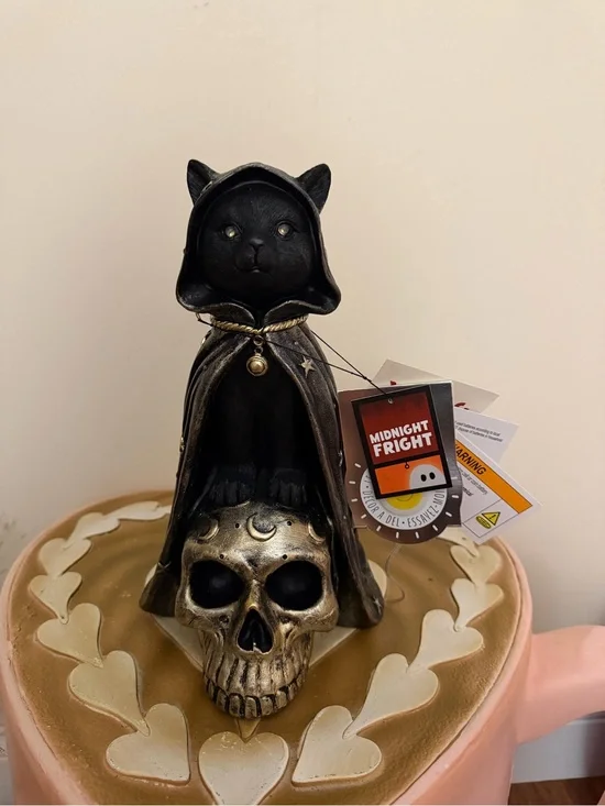 Midnight Fright Halloween Resin Gothic Light Up Black Cat on Gold Moon Skull