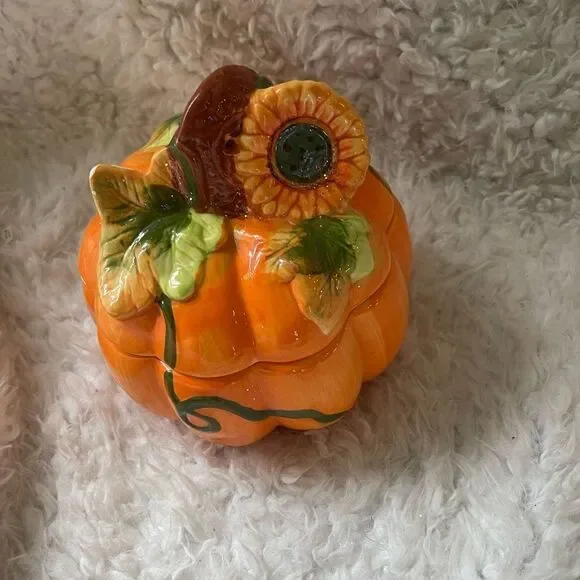 Ceramic Pumpkin Container Lidded Hand Painted Autmn Fall.Candy dish hold…
