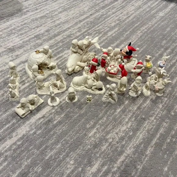 Dept 56 Snowbabies Figurine Lot 20+ Pcs Disney Mickey Mouse Igloo Dolphin Walrus