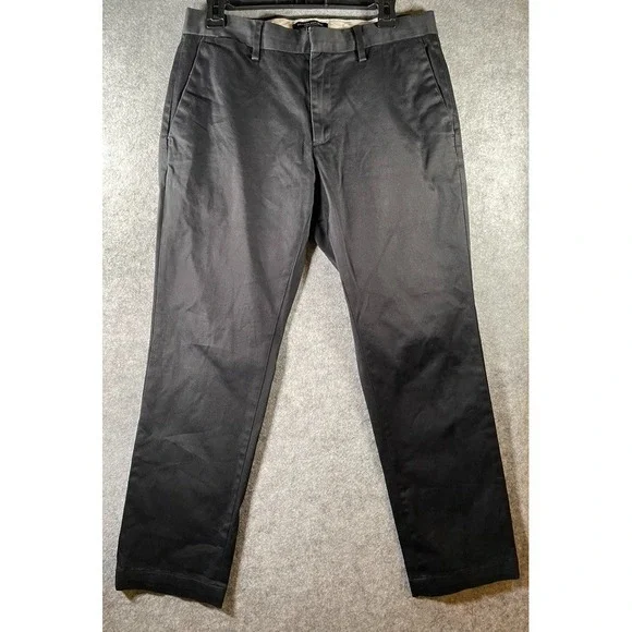 Banana Republic Men's Emerson Straight Fit Chino‎ Pants Black Size 31 x 30