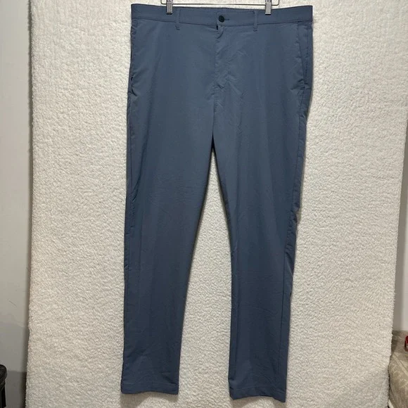 Banana Republic Men's Golf‎ Pants Size 40 Light Blue Flat Front