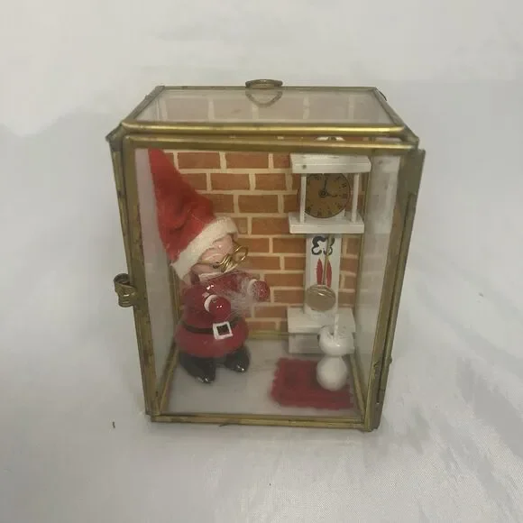 Vintage Christmas shadow box Santa Claus Grandfather Clock Bricks Distressed