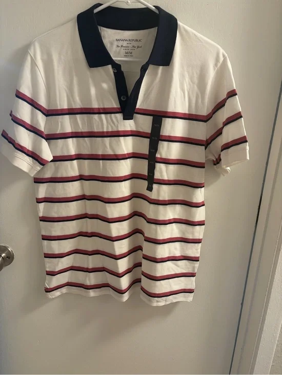 Men’s Banana Republic White Polo with Navy Collar and Pink & Navy Stripes