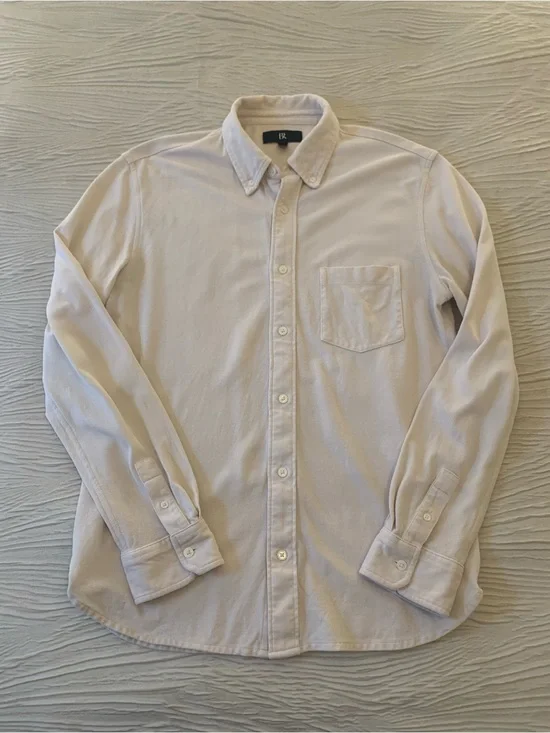 Banana Republic Lightweight Ivory colored Pique Button Down Shirt, size M