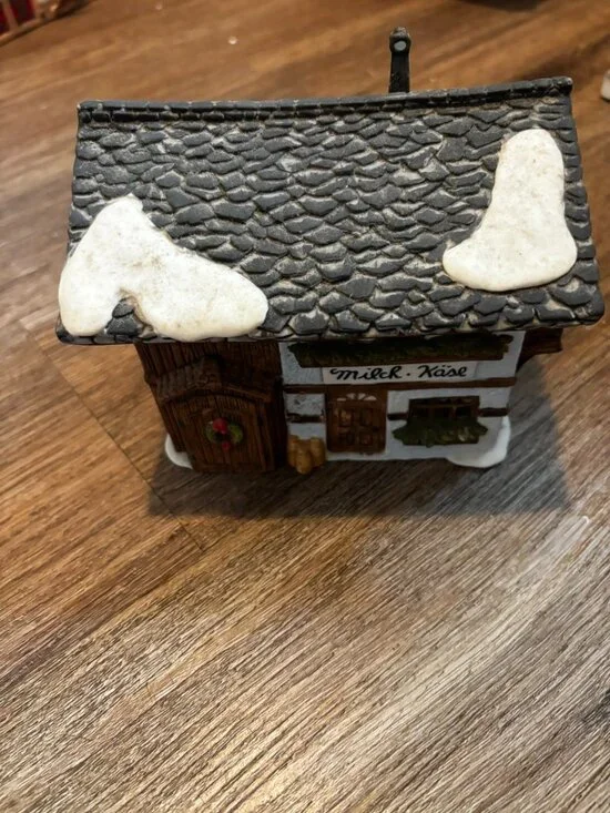 Department 56 Christmas village light up building Milch Kase