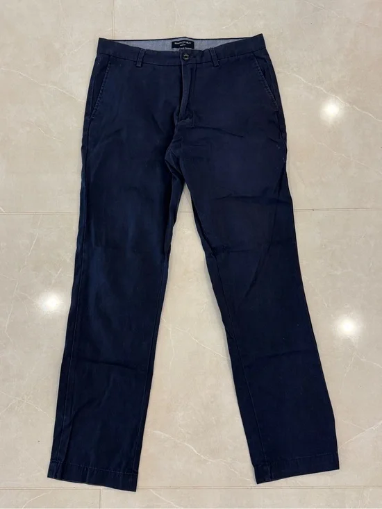 Banana Republic Aiden Fit Chinos - Size 32x32