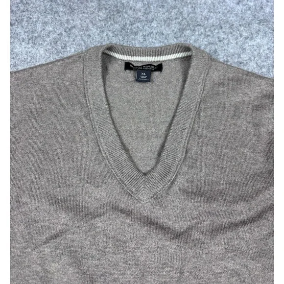 Banana Republic Sweater‎ Men's XL Brown Cotton Cashmere Pullover V-Neck