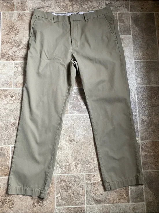 Banana Republic Aiden Chino Pants Mens 36x30 Khaki 100% Cotton Classic Fit
