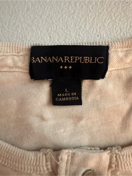Banana Republic Pale Pink Lightweight Knit Tee