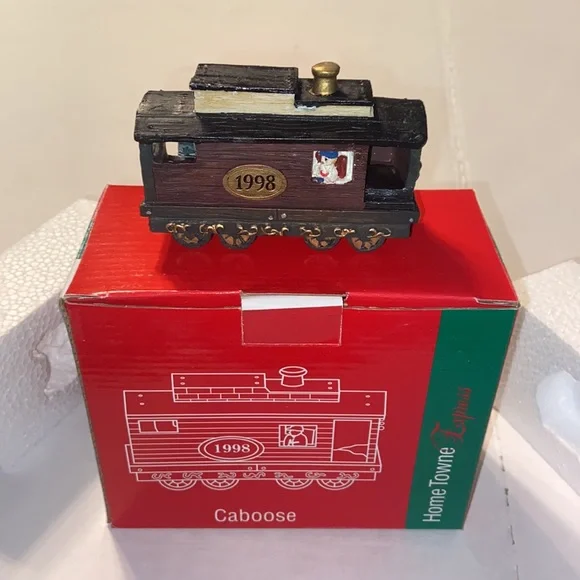 New in box vintage Home Towne Express 1998 Edition Caboose