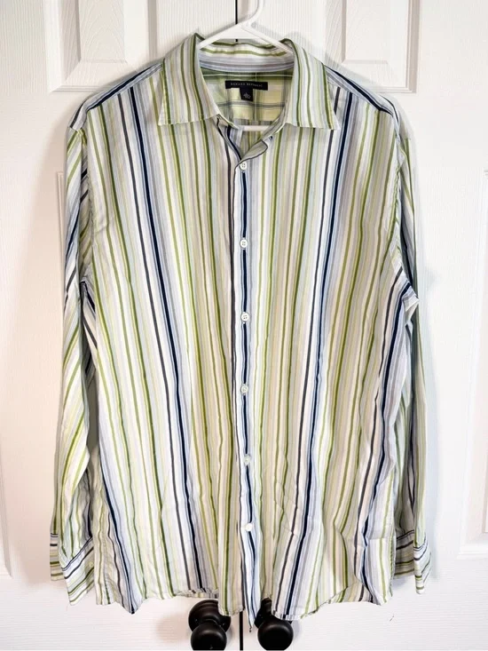 Banana Republic Men’s Long Sleeve Button Down Size Large Green Blue Stripes