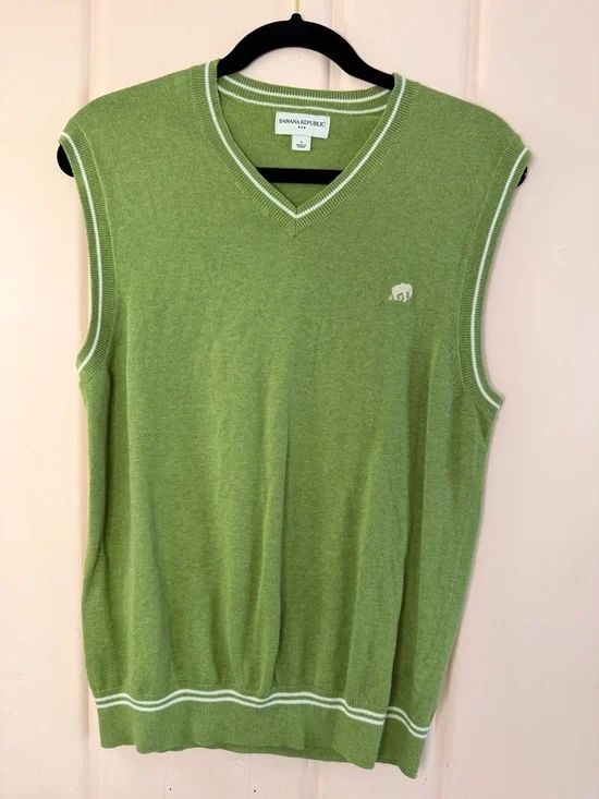 Banana Republic Olive V-Neck 100% cotton Men's Sweater Vest