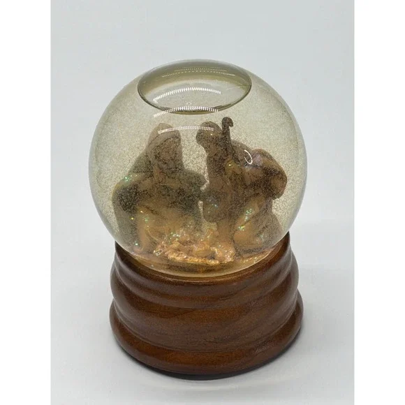 Vintage 1989 Roman Inc Fontanini Nativity Glitterdome‎ Musical Snow Globe 1041L