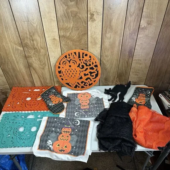 Halloween Decoration Assorted Lot‎ Table Kitchen Decor