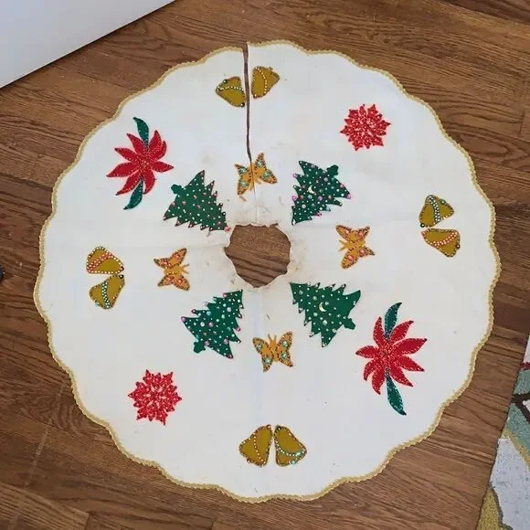 Vtg 60s felt beaded &‎ spangled Christmas tree skirt