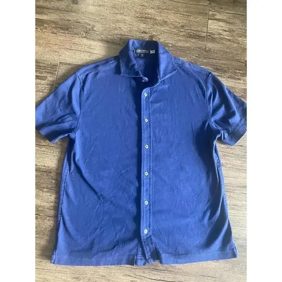 Banana Republic Button-Up Shirt - Luxurious Touch Performance